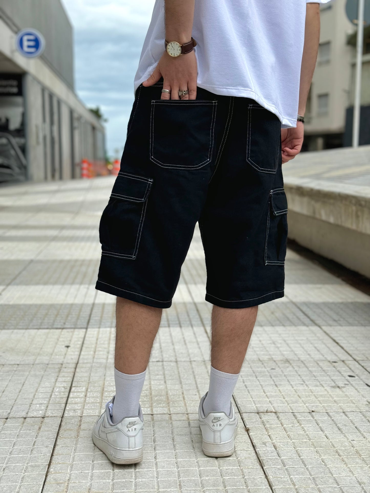 BERMUDA Baggy Cargo By Black