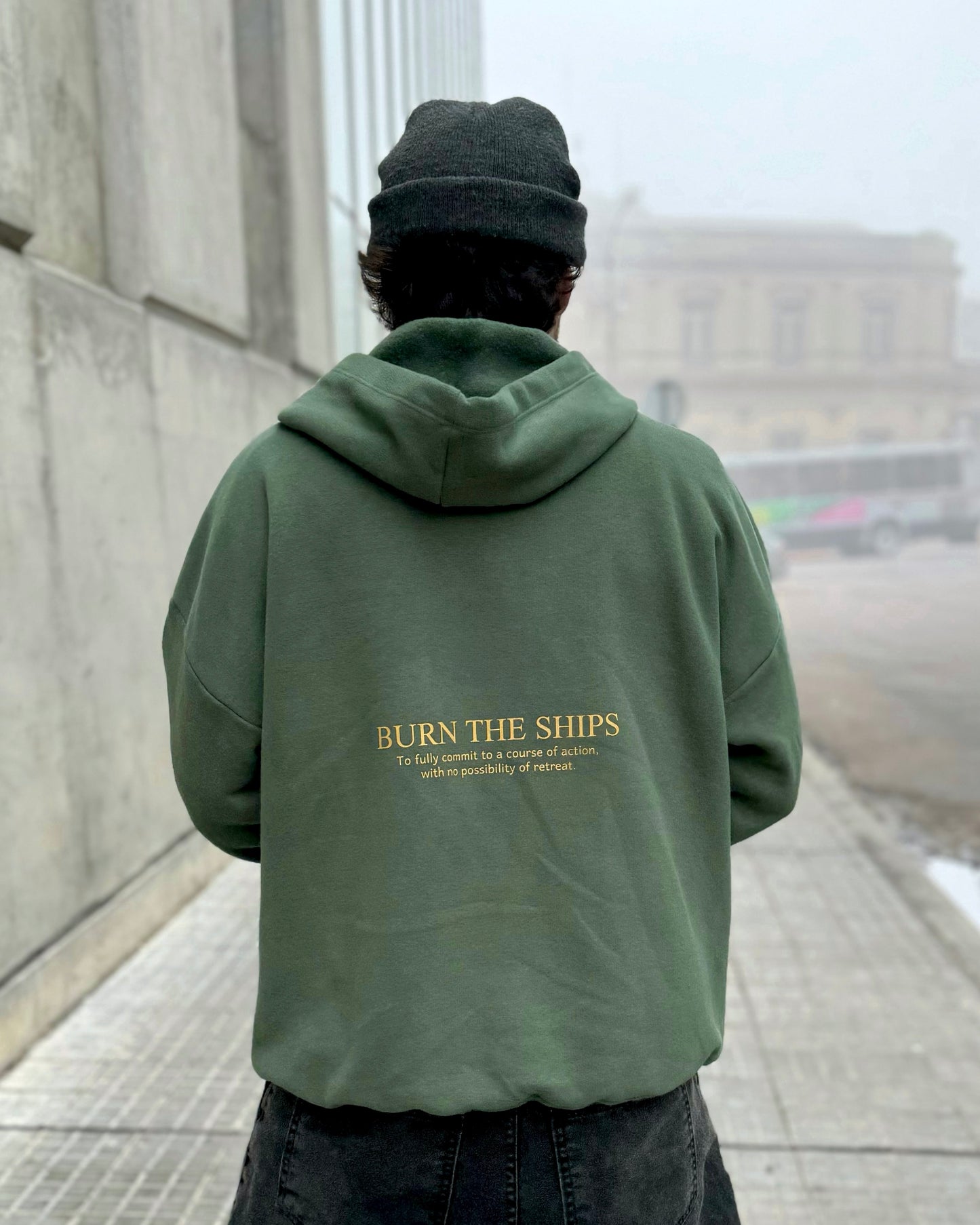 HOODIE Boxy - Ships