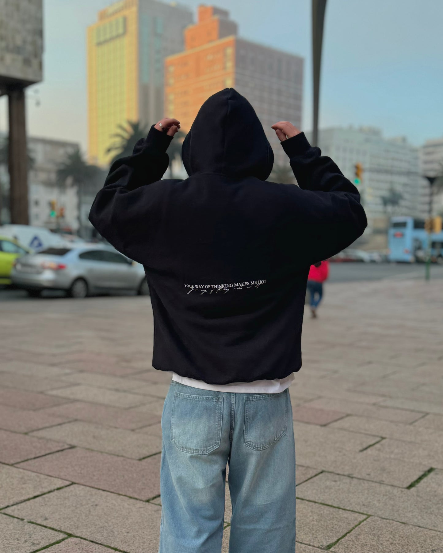 HOODIE Boxy - Thinking