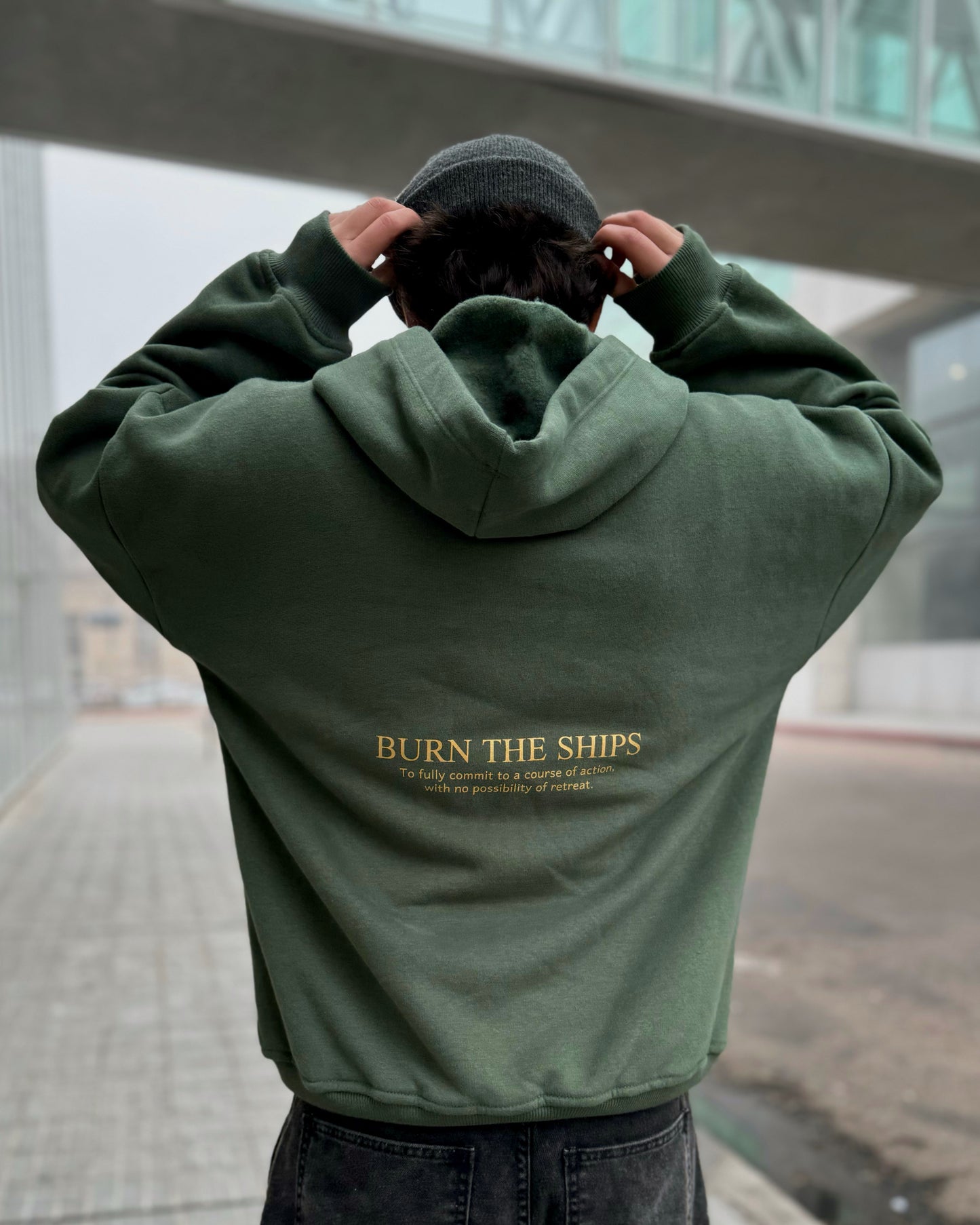 HOODIE Boxy - Ships